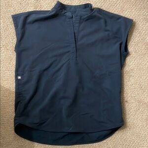 Figs Dark Harbour Scrub Top